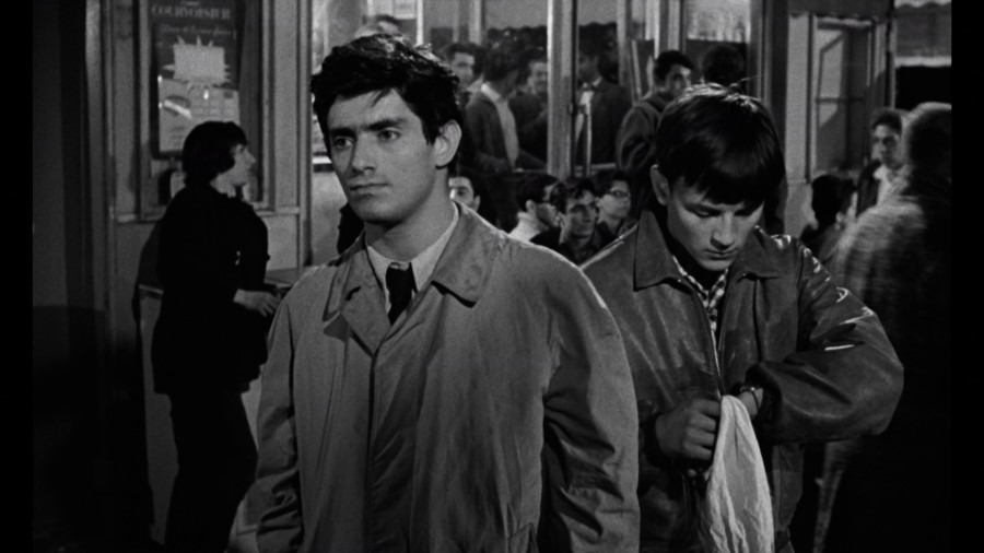 Screen capture from La vérité