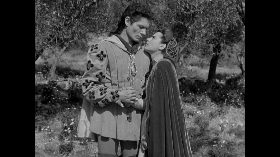Screen capture from Les visiteurs du soir