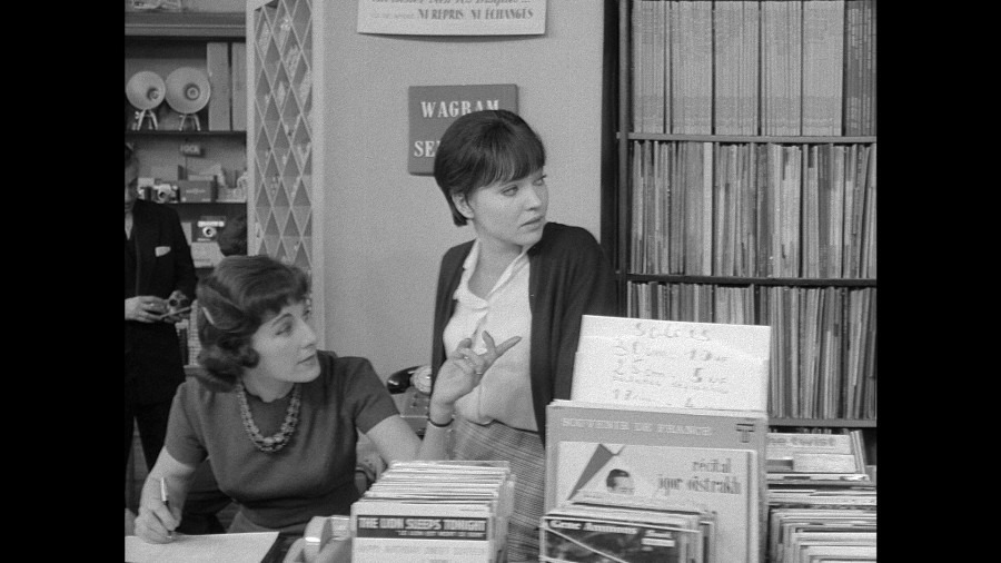 Screen capture from Vivre sa vie