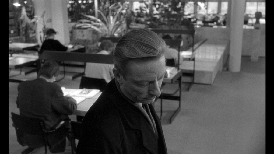 Screen capture from Wings of Desire