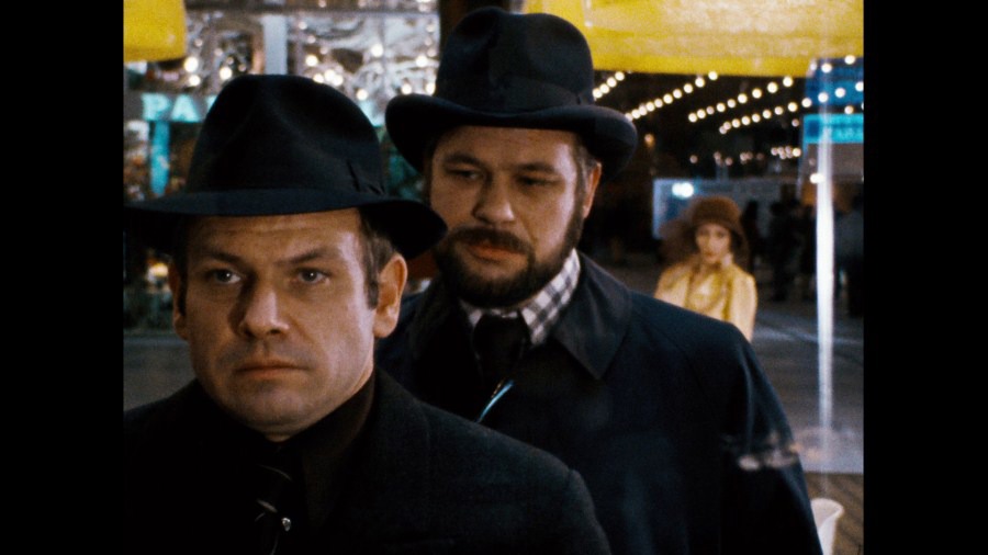 Screen capture from World on a Wire