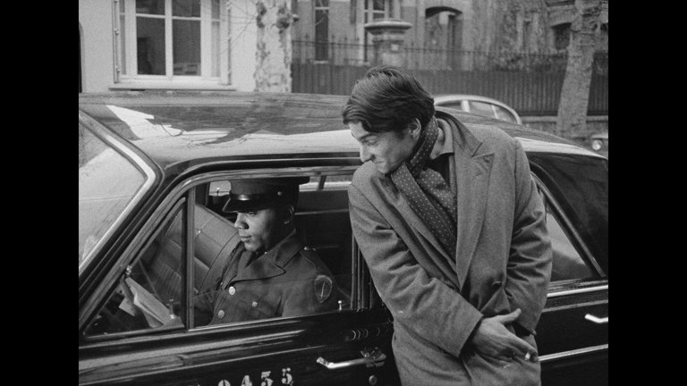 Screen capture from Masculin féminin