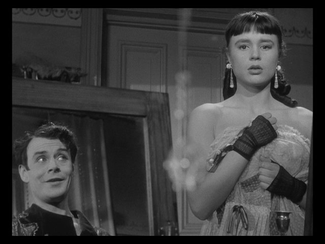 Screen capture from Sawdust and Tinsel