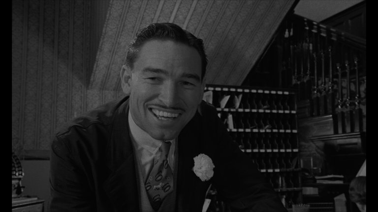 Screen capture from Paper Moon
