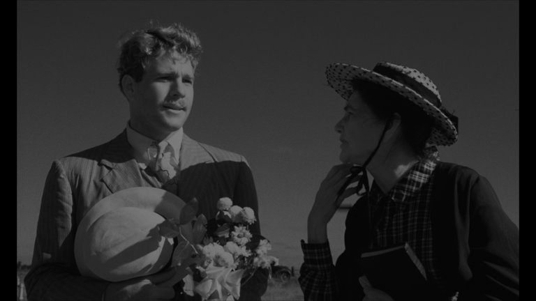 Screen capture from Paper Moon