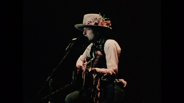 Screen capture from Rolling Thunder Revue: A Bob Dylan Story by Martin Scorsese