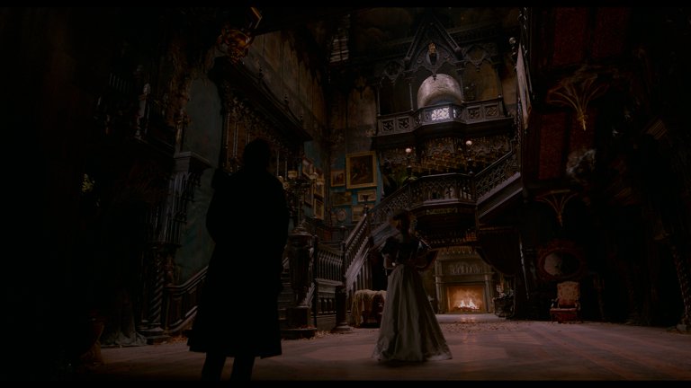 Screen capture from Crimson Peak
