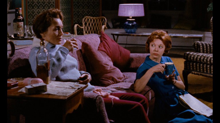 Screen capture from Peeping Tom