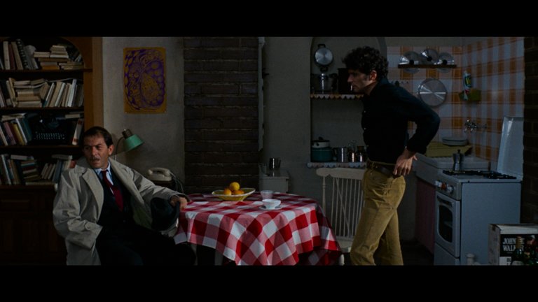 Screen capture from The Bird with the Crystal Plumage