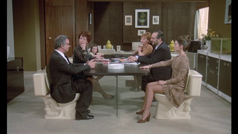 Screen capture from The Phantom of Liberty