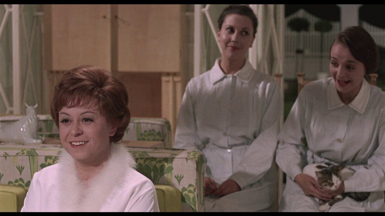 Screen capture from Essential Fellini