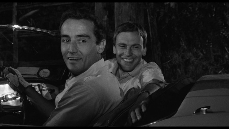 Screen capture from Commedia all'italiana