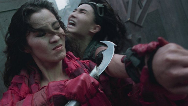 Screen capture from The Heroic Trio / Executioners