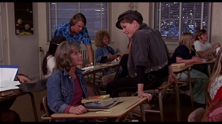 Screen capture from Switchblade Sisters