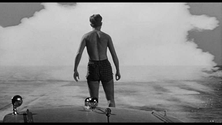 Screen capture from The Incredible Shrinking Man
