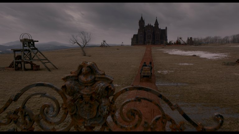 Screen capture from Crimson Peak