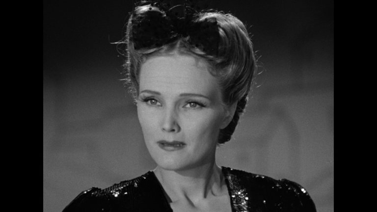 Screen capture from Cat People