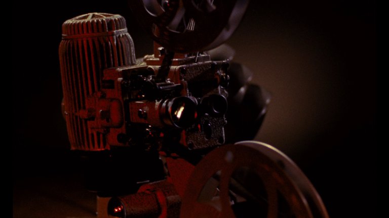 Screen capture from Peeping Tom