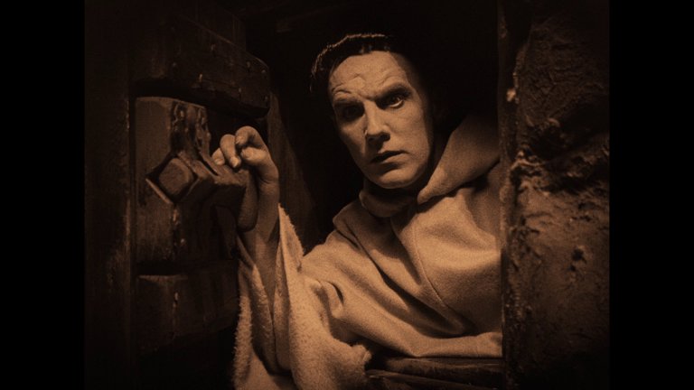 Screen capture from Häxan