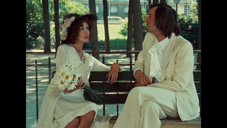 Screen capture from Céline and Julie Go Boating