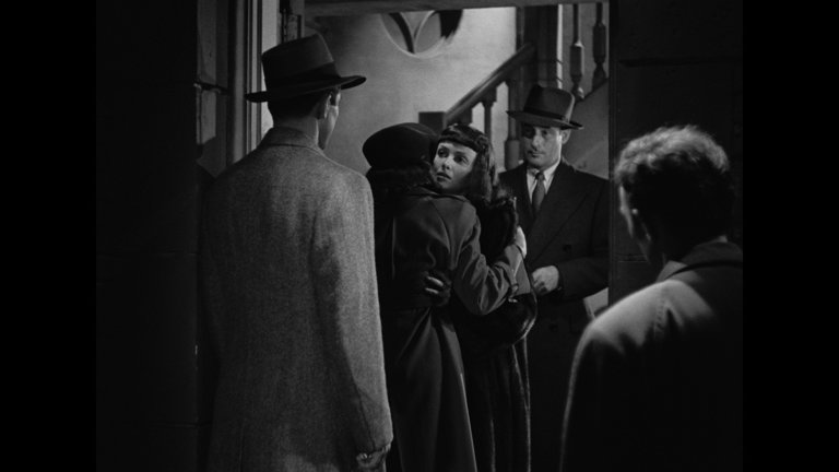 Screen capture from I Walked with a Zombie / The Seventh Victim: Produced by Val Lewton