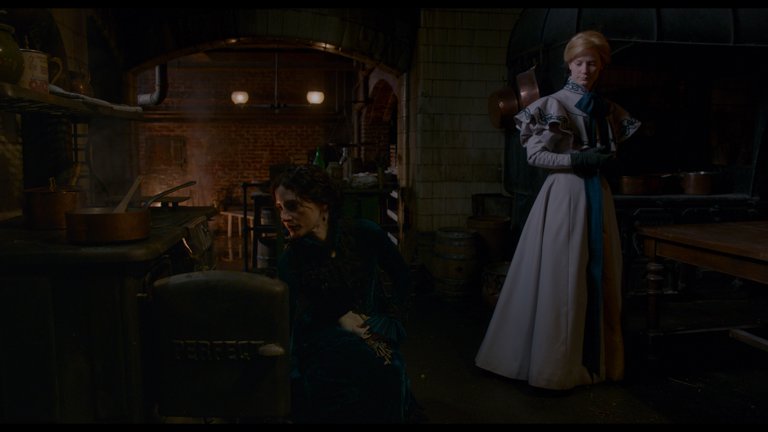 Screen capture from Crimson Peak