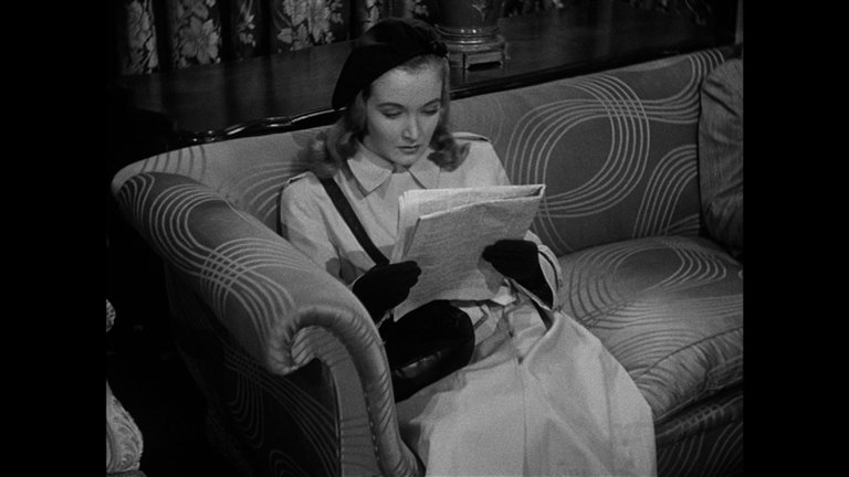 Screen capture from Escape in the Fog