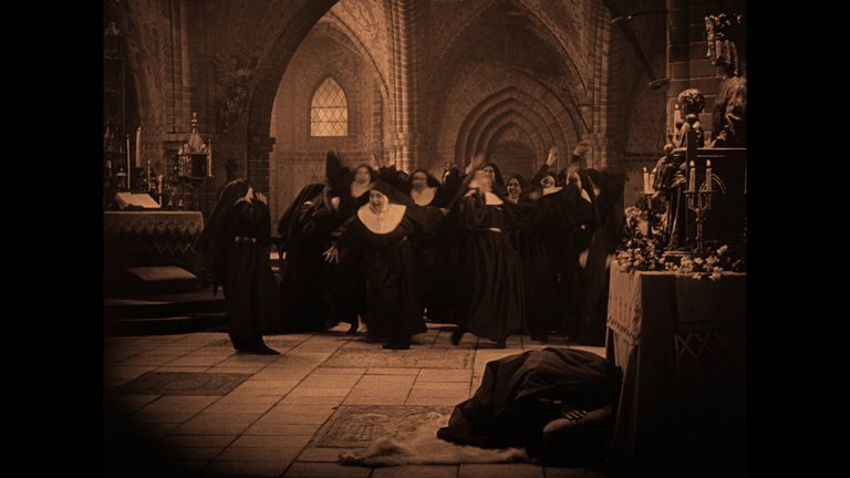 Screen capture from Häxan