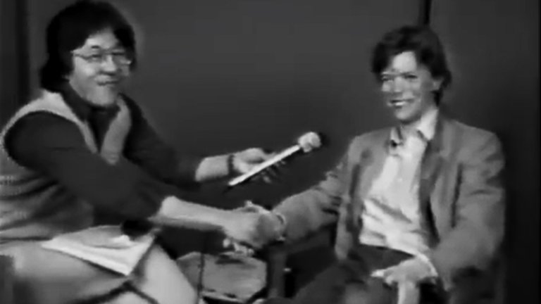 Screen capture from Moonage Daydream