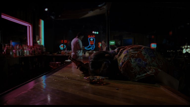 Screen capture from Blood Simple