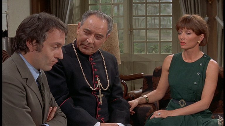 Screen capture from The Discreet Charm of the Bourgeoisie