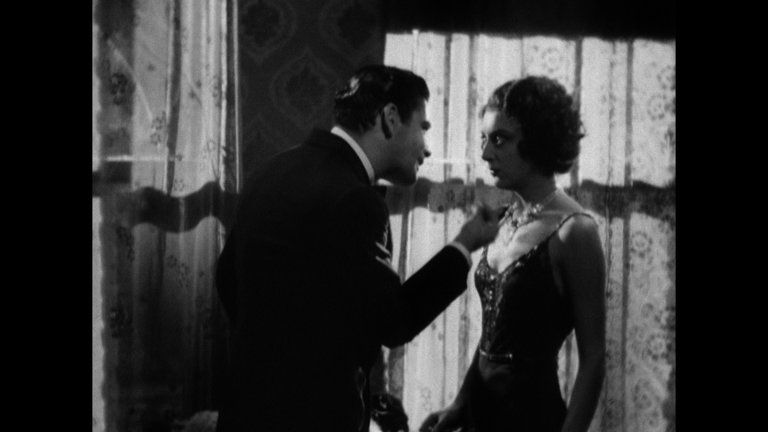 Screen capture from Scarface