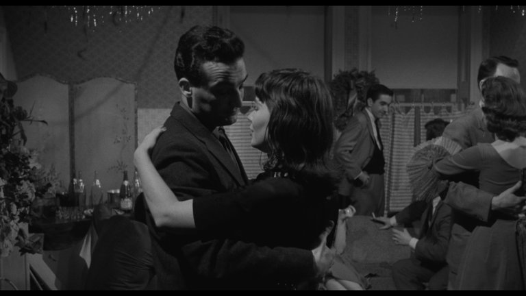 Screen capture from Blast of Silence