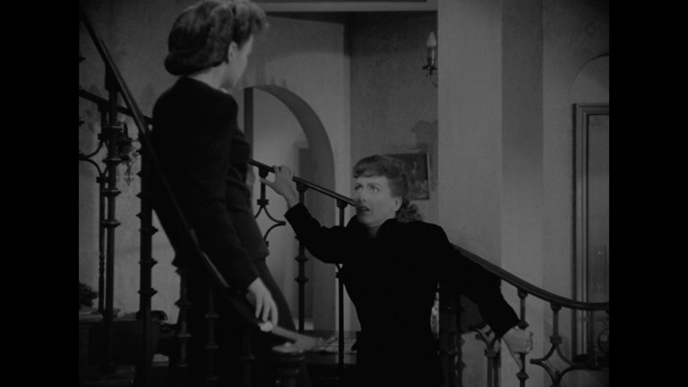 Screen capture from Mildred Pierce