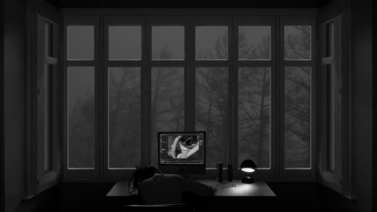 Screen capture from 24 Frames