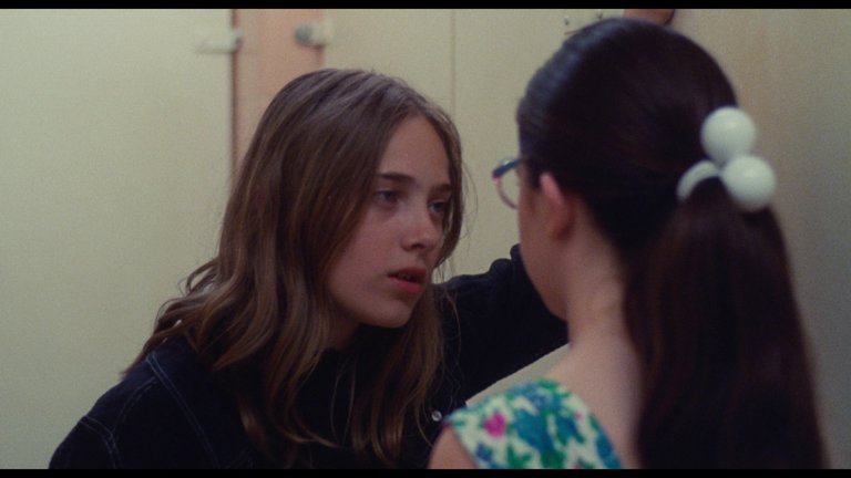 Screen capture from Welcome to the Dollhouse