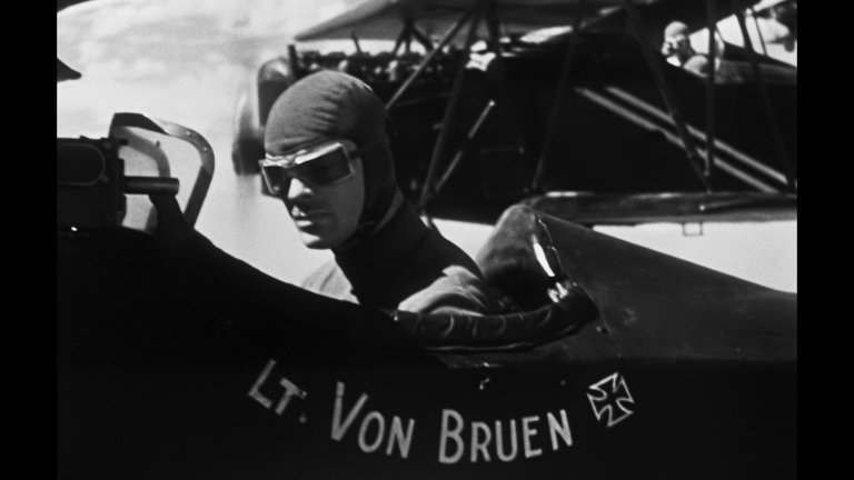 Screen capture from Hell's Angels