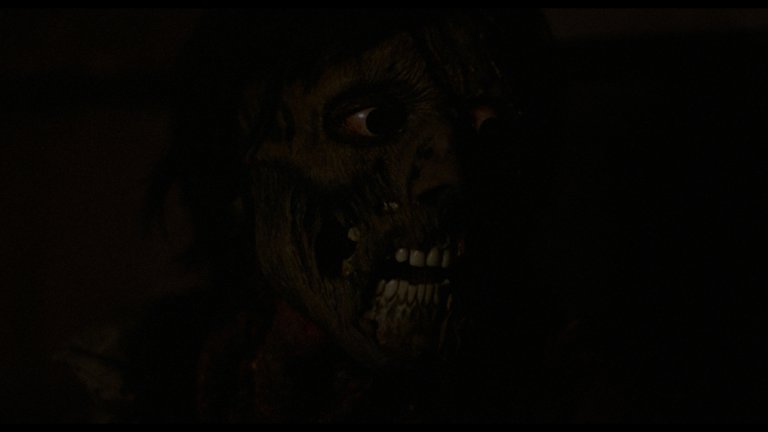Screen capture from An American Werewolf in London