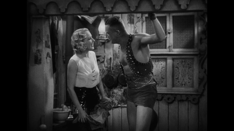 Screen capture from Freaks / The Unknown / The Mystic: Tod Browning’s Sideshow Shockers