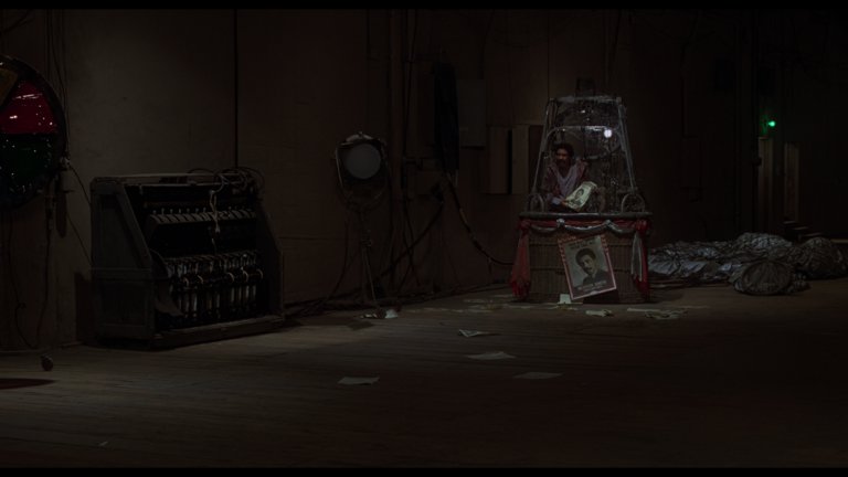 Screen capture from The Wiz