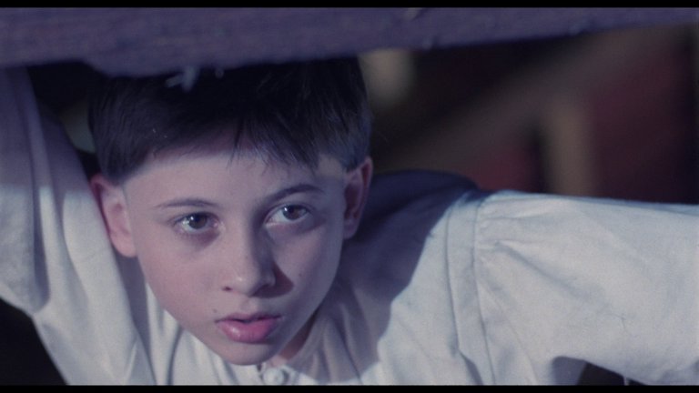 Screen capture from Edge of Sanity