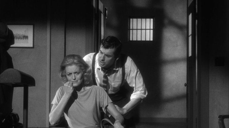 Screen capture from The Naked Kiss