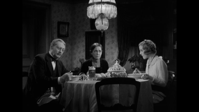 Screen capture from Broken Lullaby