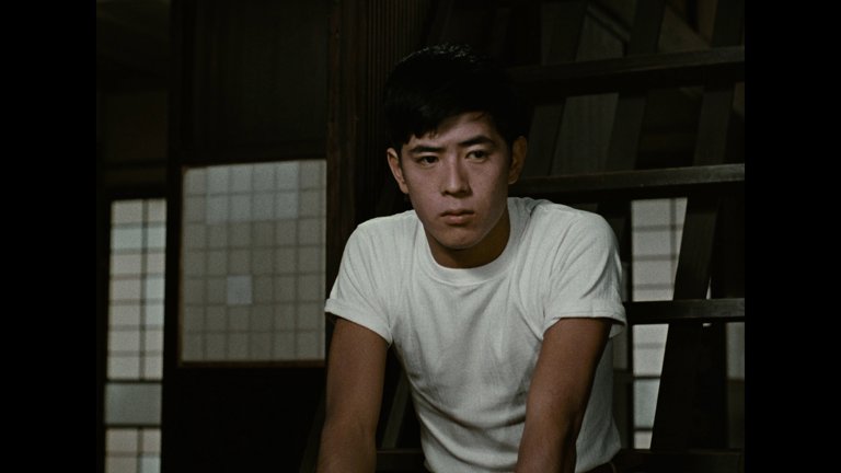 Screen capture from A Story of Floating Weeds / Floating Weeds: Two Films by Yasujiro Ozu
