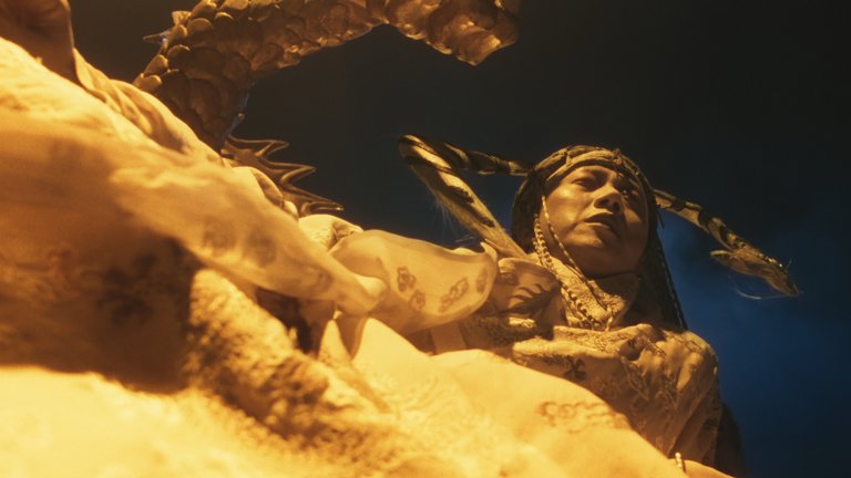 Screen capture from The Heroic Trio / Executioners