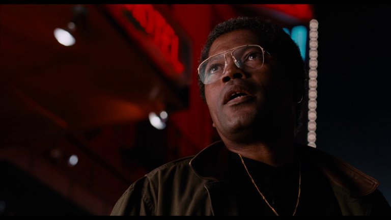 Screen capture from Deep Cover
