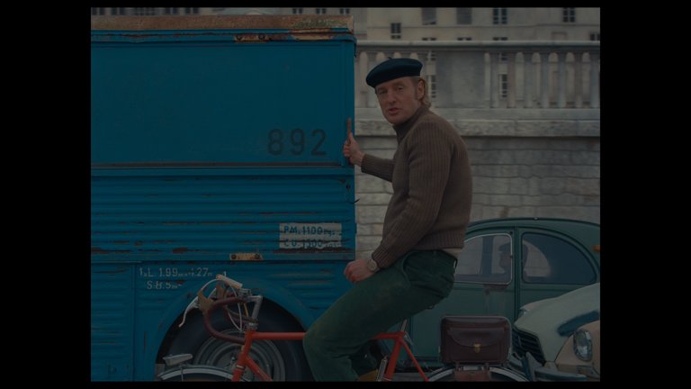 Screen capture from The French Dispatch of the Liberty, Kansas Evening Sun