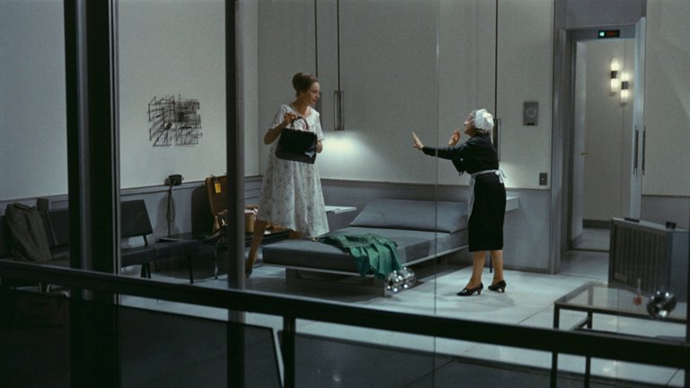 Screen capture from PlayTime