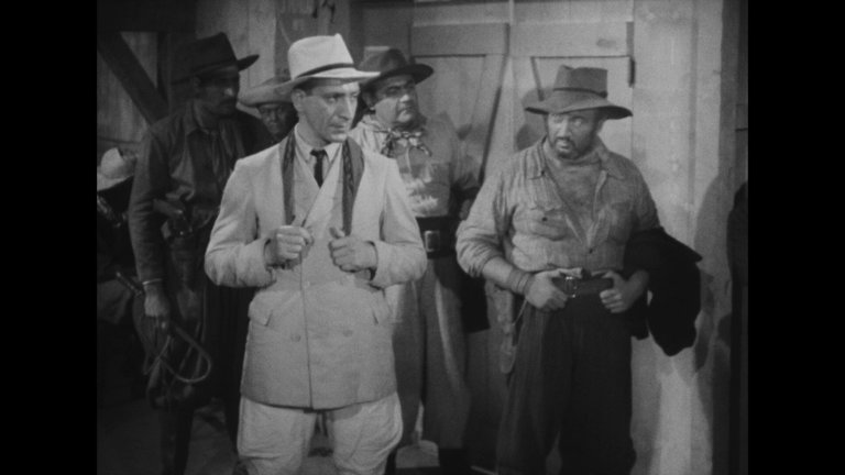 Screen capture from Sambizanga / Prisioneros de la tierra