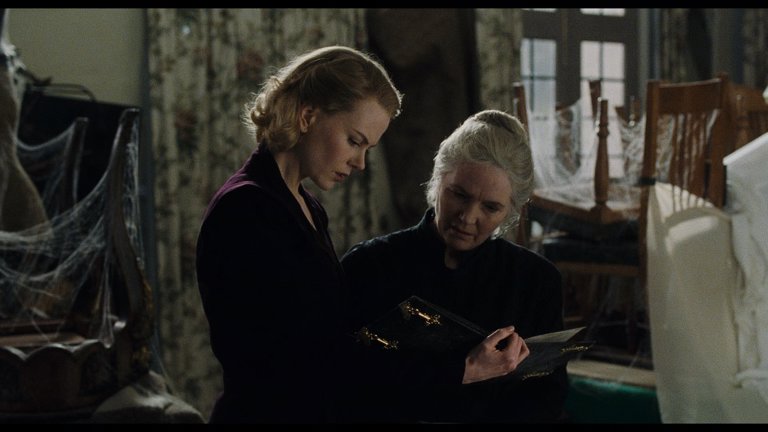 Screen capture from The Others
